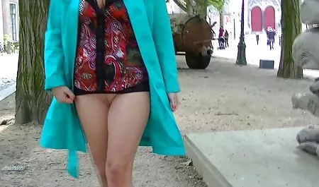 Chica xxx venezolanas en perú masturbarse y comprar tranquilamente