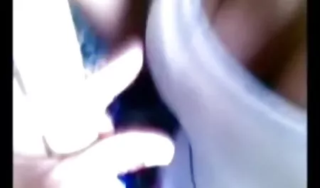 Solo Video-hermosa en vestido colegialas teniendo sexo en peru de verano
